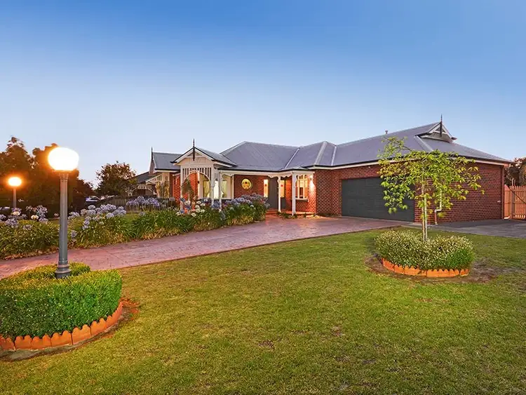 3 Koorong Court, Highton VIC 3216