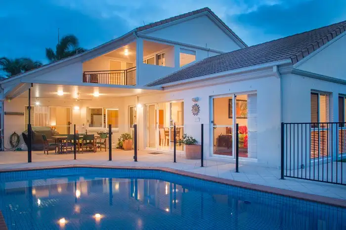 1679 Riverdale Drive, Hope Island QLD 4212