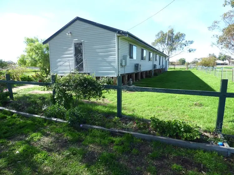 16 Flint Street, Forbes NSW 2871