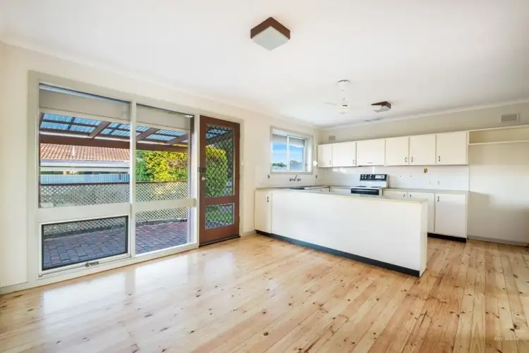 Sixth view of Homely house listing, 2 Taurus Crescent, Modbury Heights SA 5092