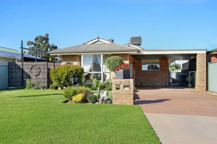 2/6 Heyington Place, Yarrawonga VIC 3730