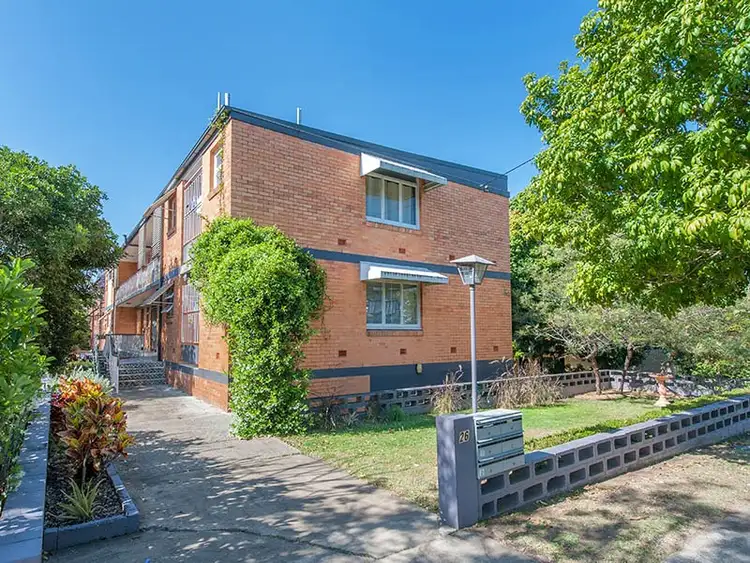 Main view of Homely unit listing, 4/26 London Road, Clayfield QLD 4011