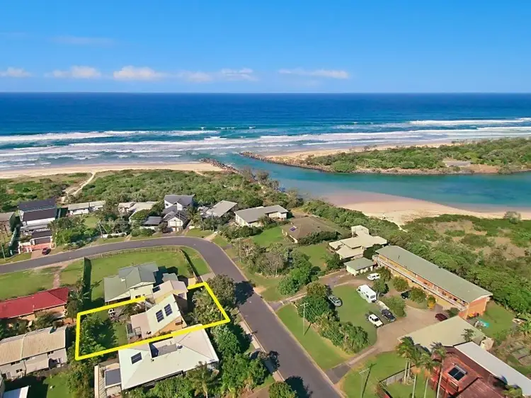 10 Elanora Avenue, Pottsville NSW 2489