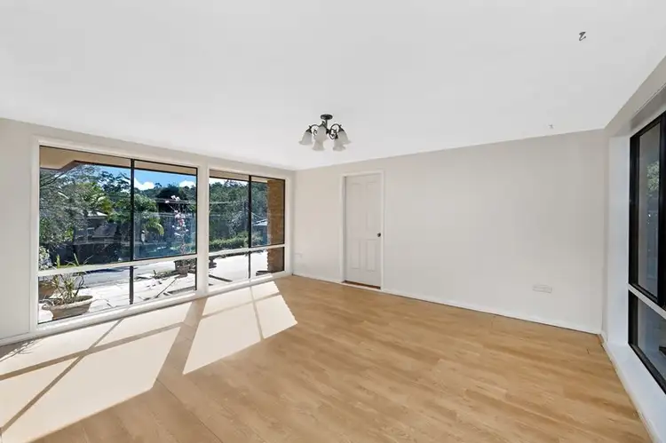 Second view of Homely house listing, 7 Hakea Close, Wyoming NSW 2250
