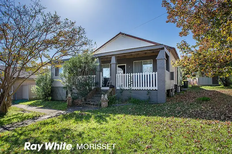 166 Bridge Street, Morisset NSW 2264