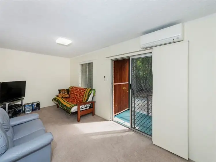 Fourth view of Homely unit listing, 2/43 Victoria Street, Fairfield QLD 4103