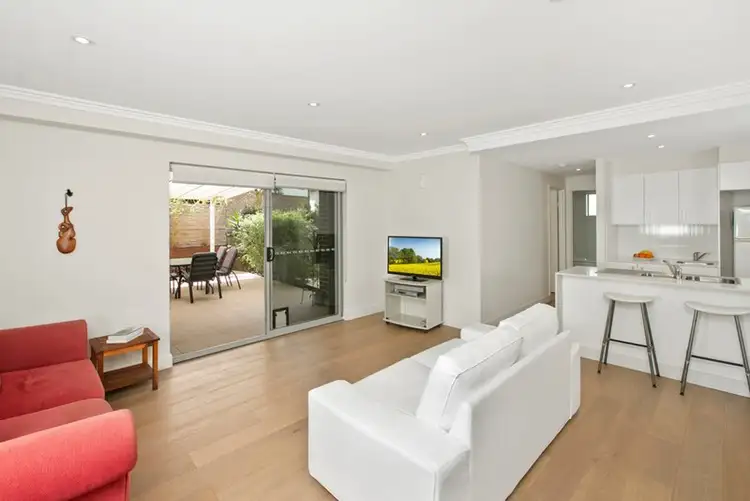 Third view of Homely unit listing, 5/15-17 Brookvale Avenue, Brookvale NSW 2100