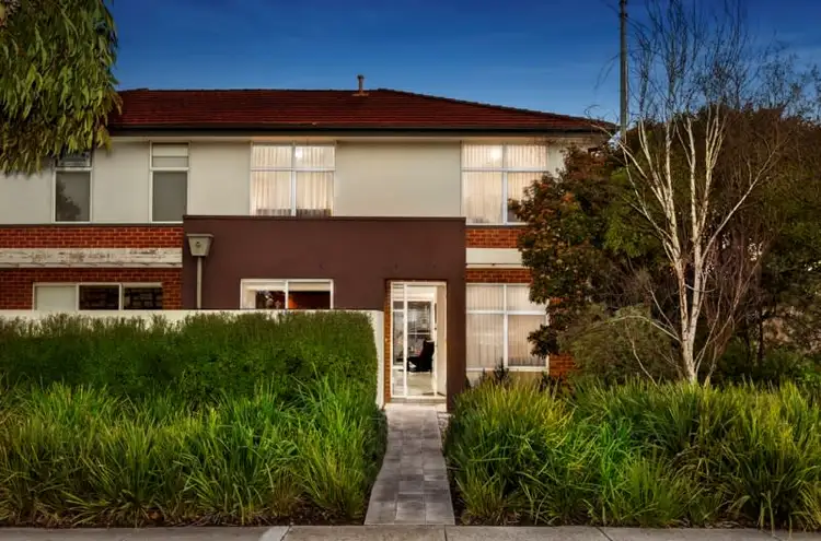 Main view of Homely townhouse listing, 5 Kinkora Court, Mulgrave VIC 3170