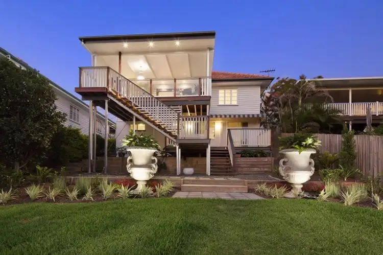 549 Cavendish Road, Coorparoo QLD 4151