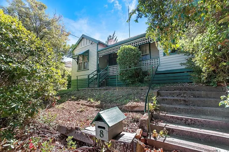 Main view of Homely house listing, 8 Burns Street, Hamilton VIC 3300