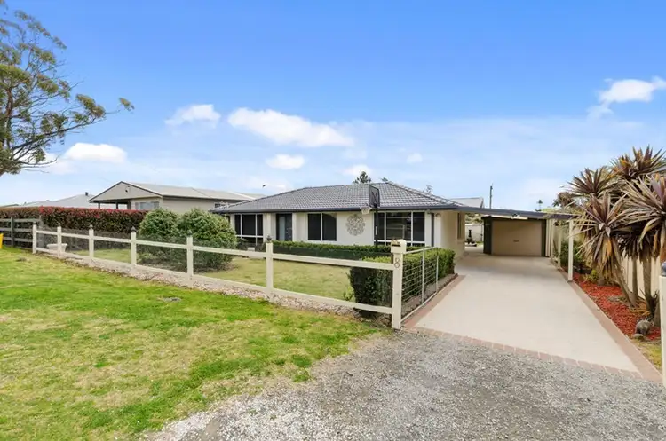 8 James Street, Hill Top NSW 2575