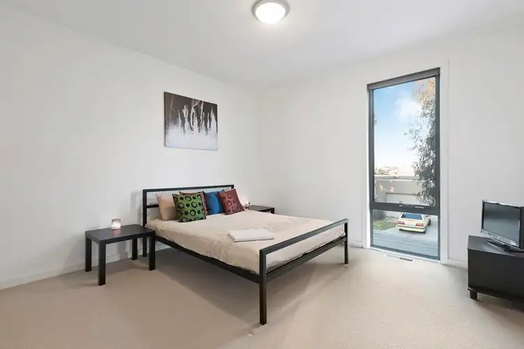 Seventh view of Homely house listing, 5 Linlithgow Terrace, Waterways VIC 3195