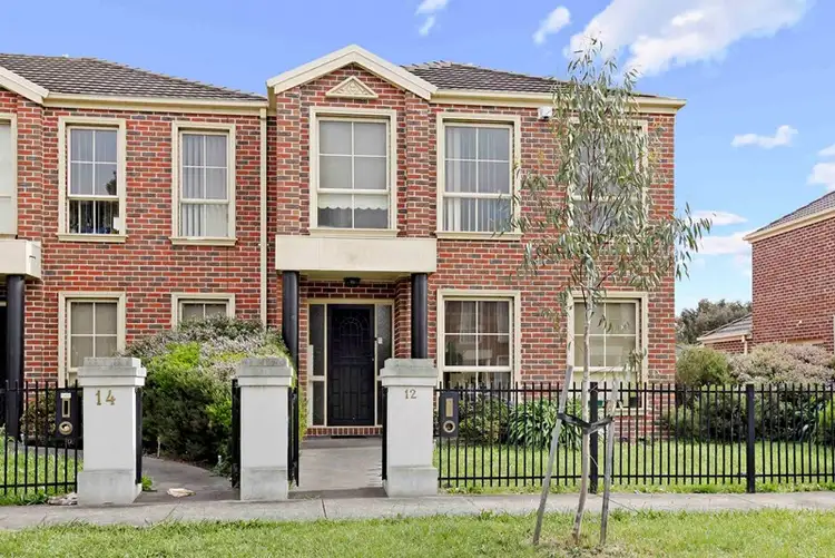 12 Trinity Way, South Morang VIC 3752