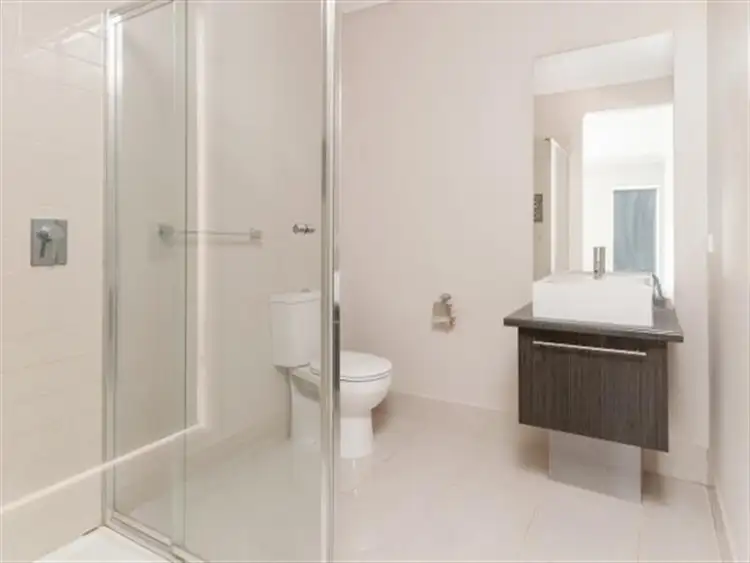 Sixth view of Homely house listing, 10 Eveline Street, Craigieburn VIC 3064