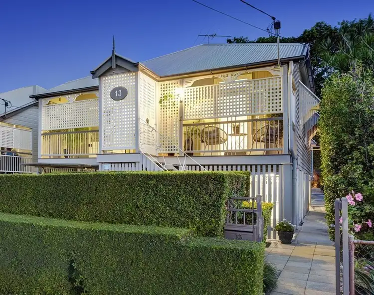 13 Dobson Street, Ascot QLD 4007