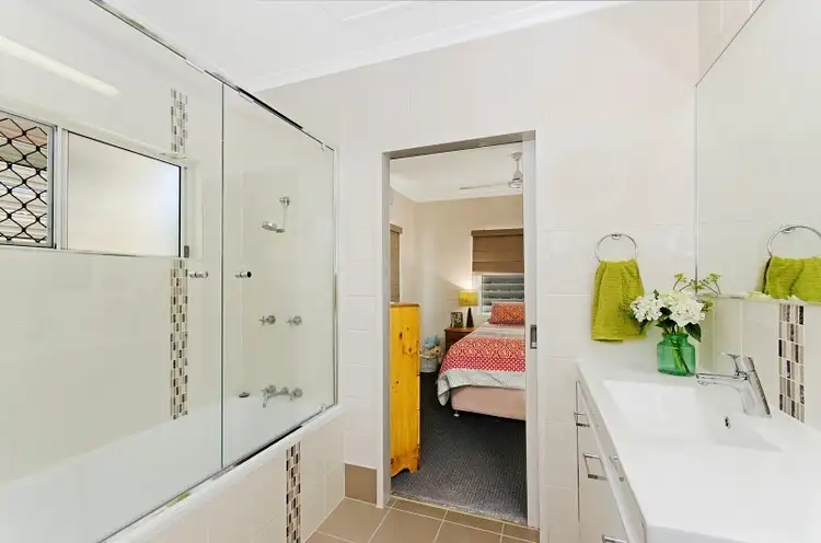 Seventh view of Homely house listing, 5 Pearl Court, Deeragun QLD 4818