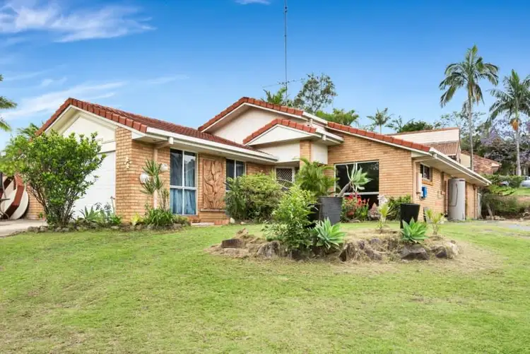 24 Pinevale Drive, Oxenford QLD 4210