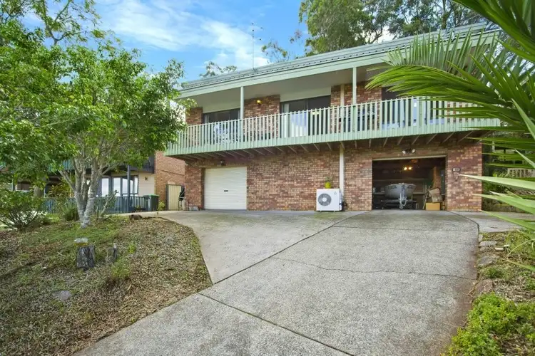 24 Beauty Crescent, Surfside NSW 2536