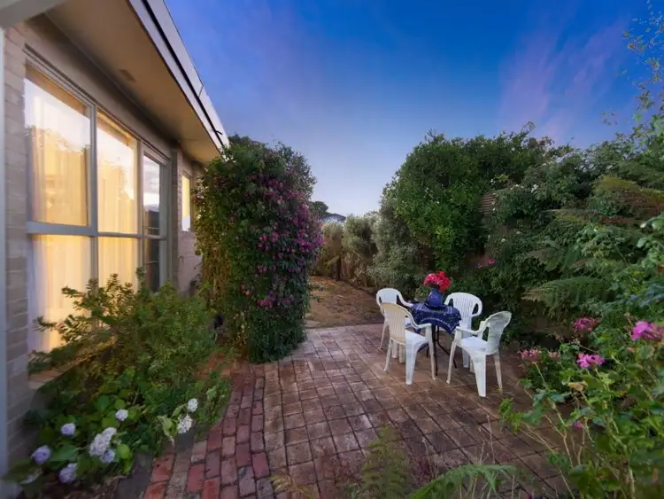 Seventh view of Homely house listing, 6 Washington Drive, Frankston VIC 3199