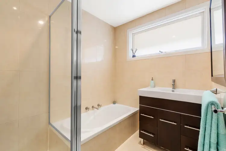 Sixth view of Homely house listing, 19 Dallas Drive, Lalor VIC 3075