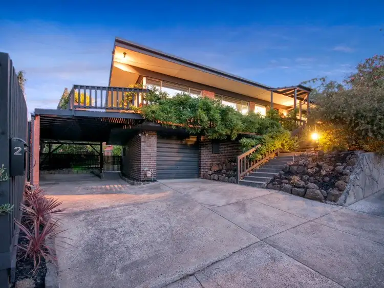 2 Kent Grove, Frankston VIC 3199