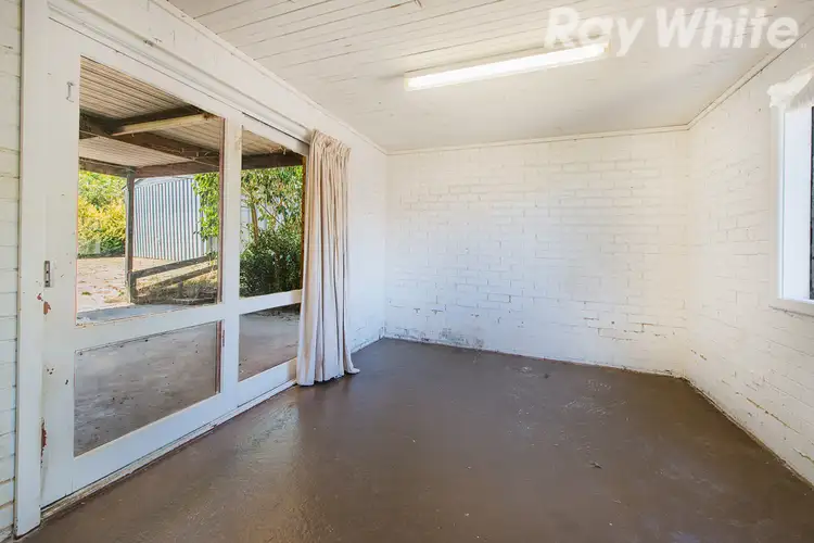 Fifth view of Homely house listing, 4 Edinburgh Road, Bayswater VIC 3153