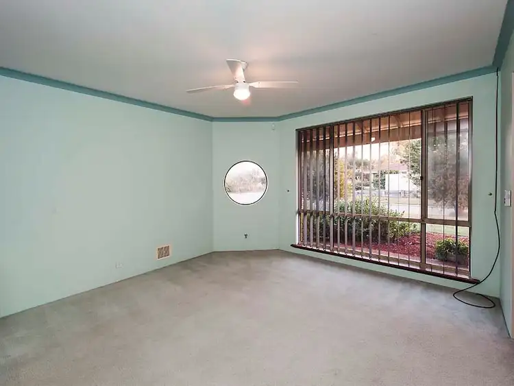 Fifth view of Homely house listing, 2 Batavia Court, Port Kennedy WA 6172
