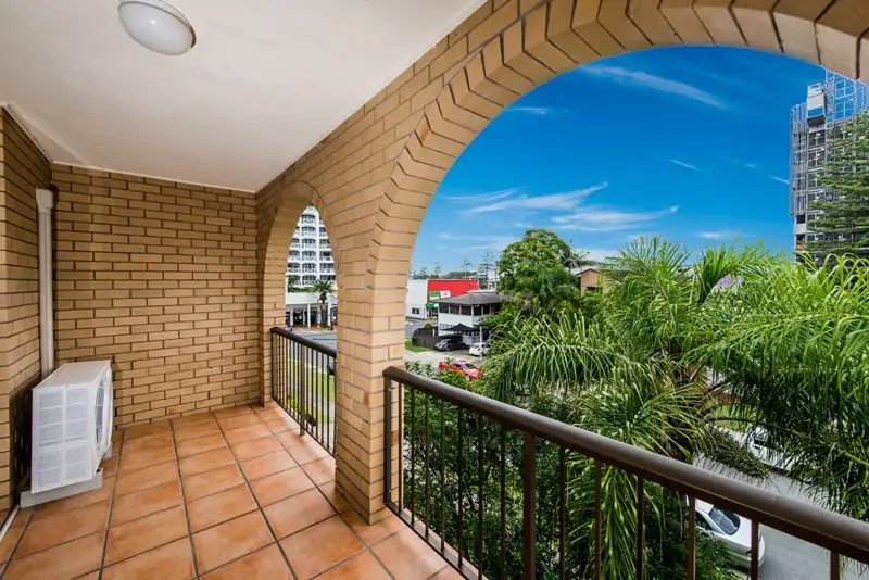 Main view of Homely unit listing, 5/3 Jubilee Avenue, Broadbeach QLD 4218