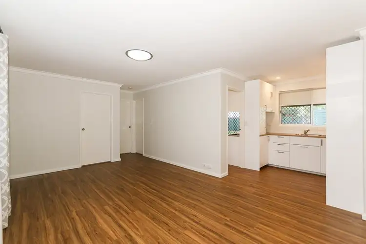 Sixth view of Homely house listing, 7A Woodbridge Close, Swan View WA 6056