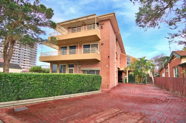 Second view of Homely unit listing, 5/6 Taylor Street, The Entrance NSW 2261