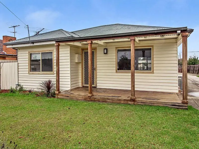 Main view of Homely unit listing, 1/127 William Street, St Albans VIC 3021