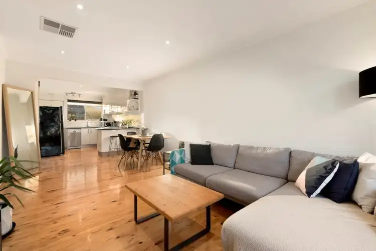Second view of Homely unit listing, 4/1 Adrienne Crescent, Mount Waverley VIC 3149