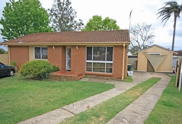 7 Seddon Place, Campbelltown NSW 2560