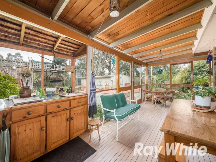 Seventh view of Homely house listing, 5 Explorers Court, Vermont South VIC 3133