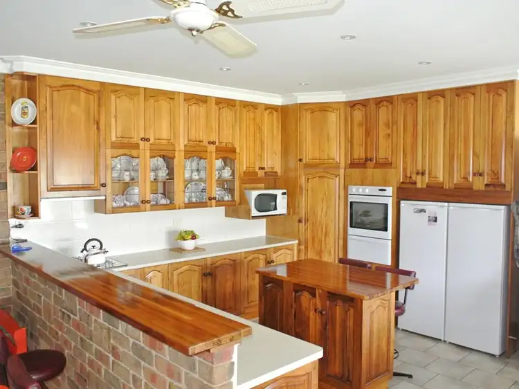 Second view of Homely house listing, 10 Jarman Terrace, Kingston Se SA 5275