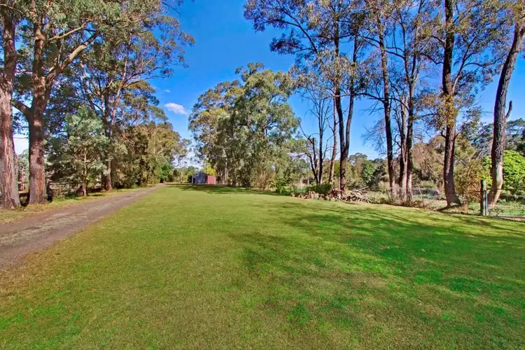 328 Blaxlands Ridge Road, Kurrajong NSW 2758