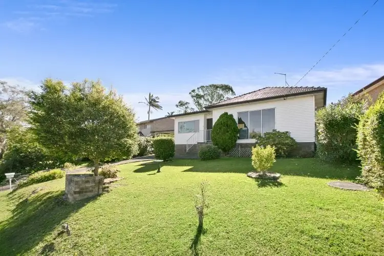 Main view of Homely house listing, 5 Churchill Crescent, Allambie Heights NSW 2100