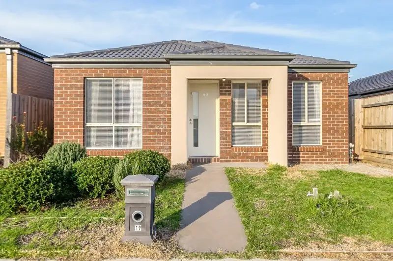 Main view of Homely house listing, 19 Koukoura Drive, Epping VIC 3076