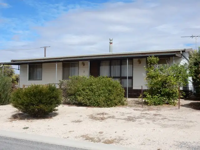 3 Emeu Street, Port Clinton SA 5570