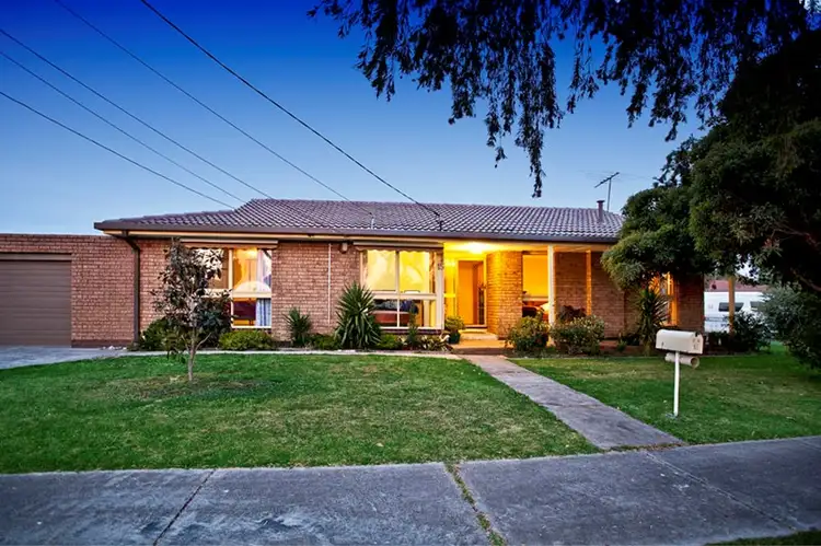 15 Kirribilli Avenue, Keysborough VIC 3173
