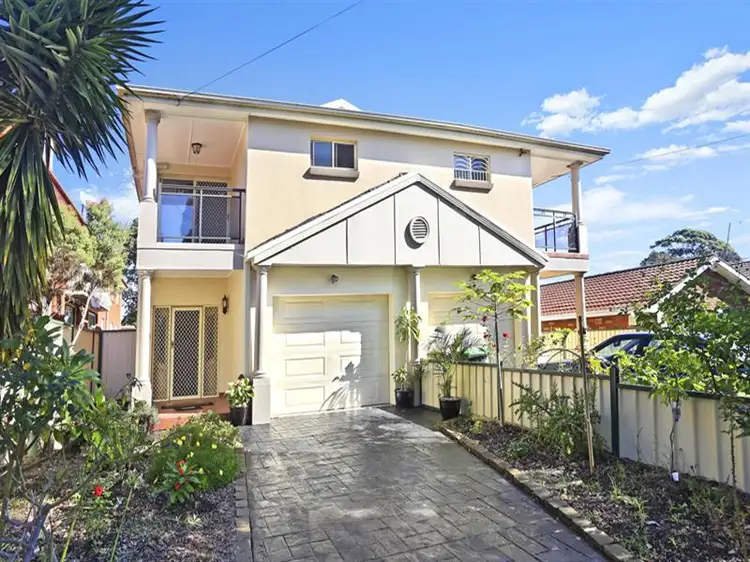 11A Rosemont St Nth, Punchbowl NSW 2196