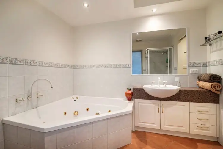 Sixth view of Homely townhouse listing, 2/42 Clay Drive, Doncaster VIC 3108
