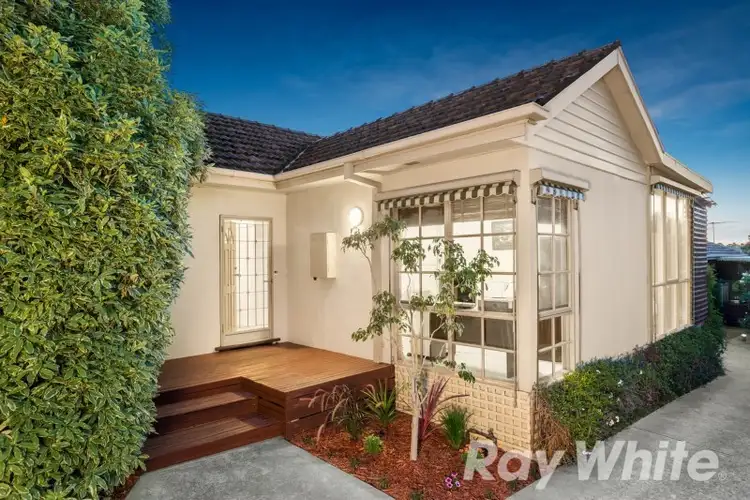 1/109 Station Street, Burwood VIC 3125