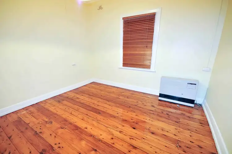 Third view of Homely block of units listing, 1 and 2/375 Urana Road, Lavington NSW 2641