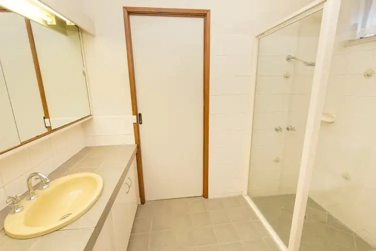 Sixth view of Homely house listing, 8 Carara Court, Mildura VIC 3500