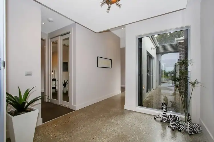 Seventh view of Homely house listing, 8 Robinson Way, Yarrawonga VIC 3730