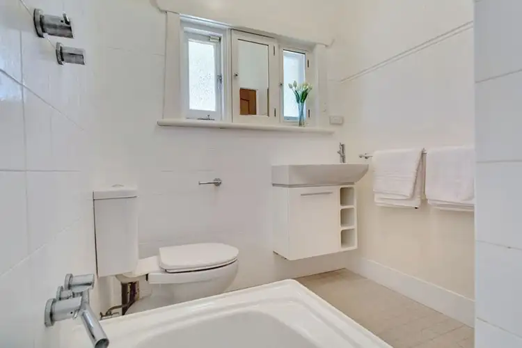 Sixth view of Homely house listing, 2 Hawkes Avenue, Glenelg East SA 5045