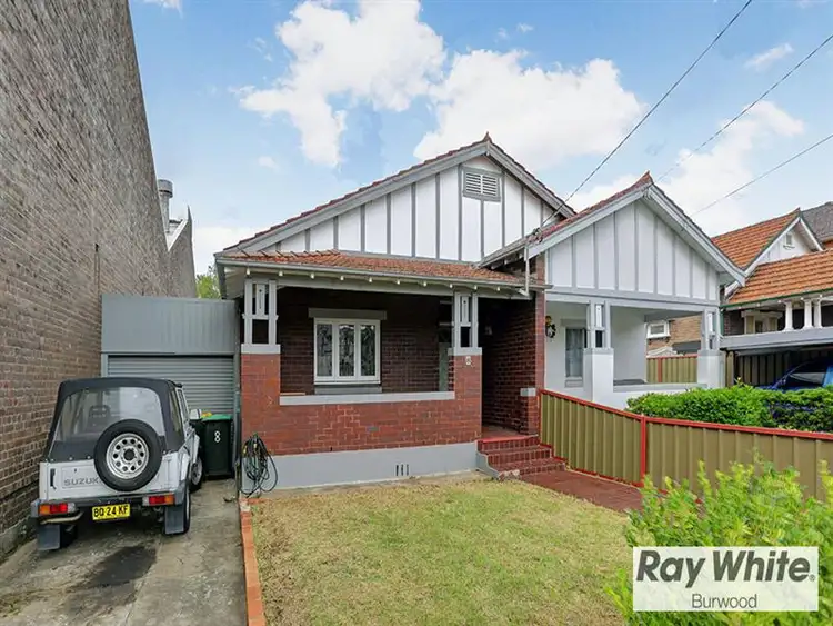 8 Shaftsbury Road, Burwood NSW 2134