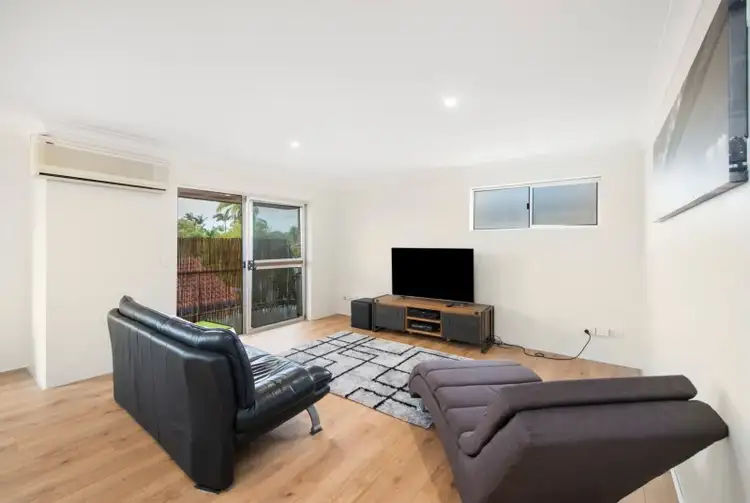 Sixth view of Homely unit listing, 3/42 Oceanic Drive, Mermaid Waters QLD 4218