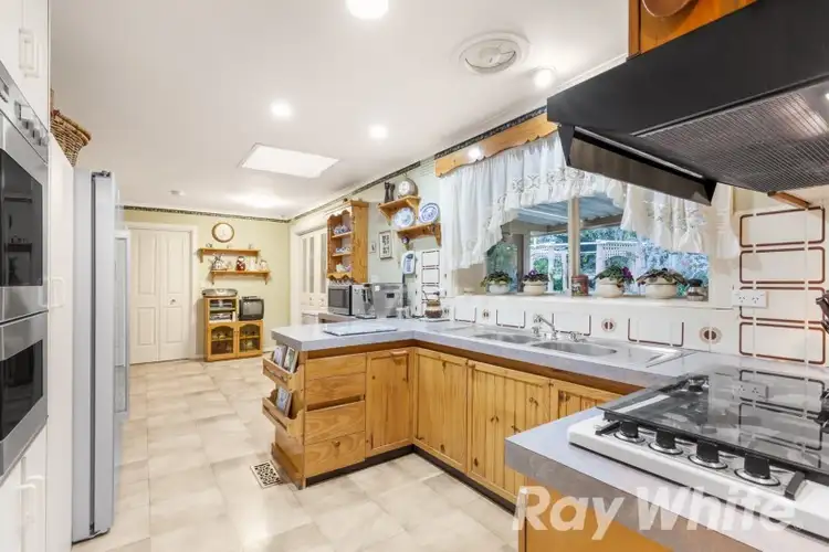Fifth view of Homely house listing, 3 Bishop Court, Wantirna VIC 3152